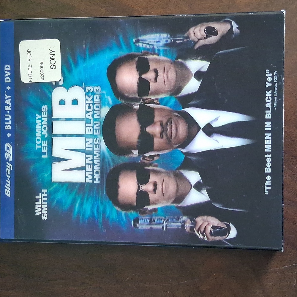 MIB Men In Black - DVD, Blue-Ray & Blue-Ray 3D  Combo Pack